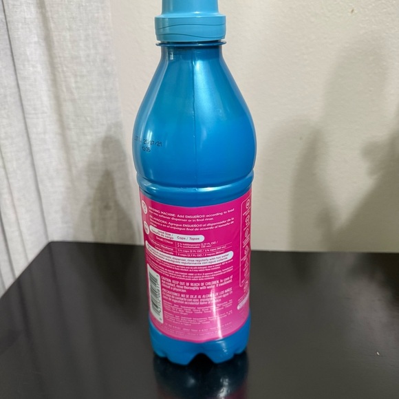 Ensueno Fabric Softener Original Spring Fresh Fragrance 22 oz, NEW - Picture 2 of 3